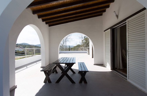Ormos Agiou Ioannou Villa | Villa Ria Luxury, Fun and Comfort near Beaches and (Air)Port