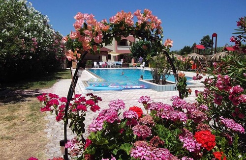 Tavronitis Apartment | Villa Rita Apartments