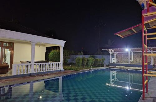 Ciloto Villa | villa romi