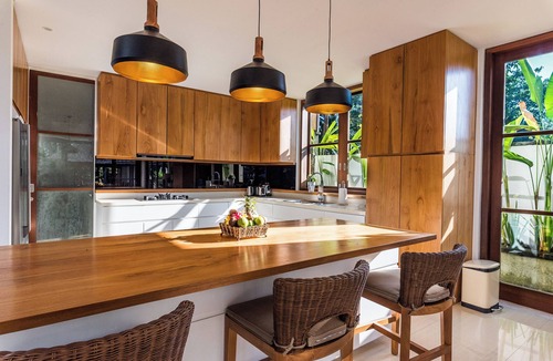 Berawa Villa | Villa Rusa Biru - Peaceful Ricefield Views in Central Canggu