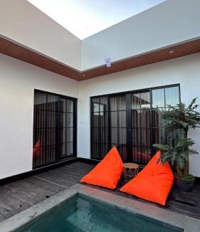 Denpasar Timur Villa | Villa Sachi - Two Bedroom Pool Villa 10 mins to Sanur Harbor