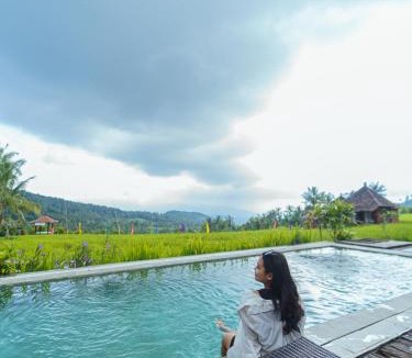 Munduk Bed & Breakfast | Villa Sande