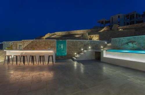 Kanalia Villa | Villa Sapphire 6bed with Pool and Hot Tub in Ornos