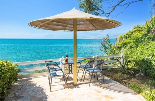 Agios Spyridon Corfu Villa | Villa Seawave by Villa Plus