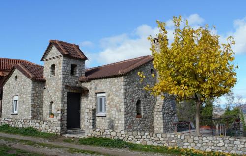 Kernitsa House | Villa Selena - Stone Villa with View and Fireplace