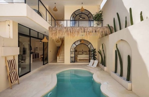 Batu Bolong Villa | Villa Sen3 3BDR - 3 Min Echo Beach