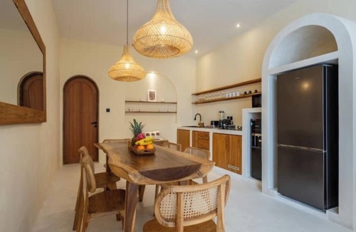 Batu Bolong Villa | Villa Sen4 3BDR - 3 Min Echo Beach