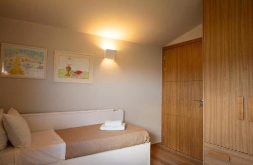 Archanes Villa | Villa - Sleeps 10 - Pool - Parking - Pool Table