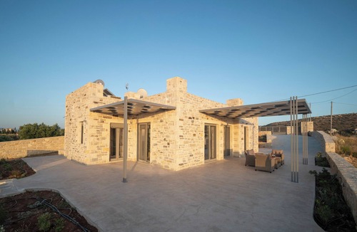 Pitsidia Villa | Villa Sofita Komos View