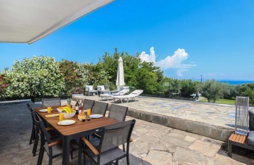 Polichrono Villa | Villa Sonora - Beachfront, Amazing Garden, Panoramic Sea View