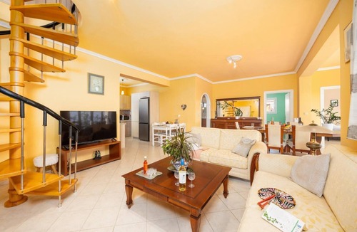 Lefkimmi Villa | Villa Spartera - Five Bedroom Villa, Sleeps 10