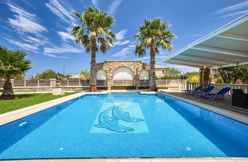 Drosia Villa | Villa St Dennis - Three Bedroom Villa, Sleeps 6