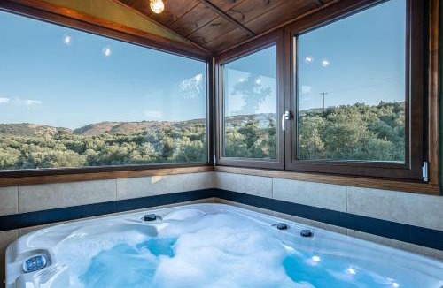 Gerani Villa | Villa Staras - With Private Heated Pool & Jacuzzi