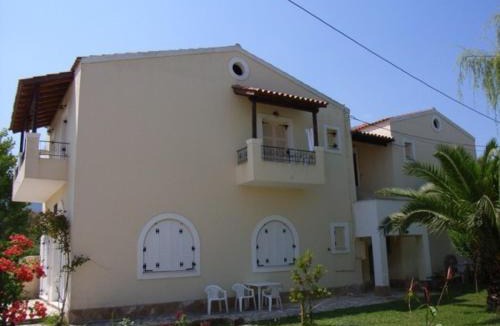 Acharavi Apartment | Villa Stefania