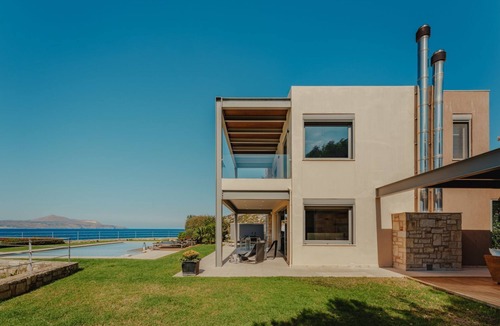 Plaka Villa | Villa Strix - Three Bedroom Villa, Sleeps 6