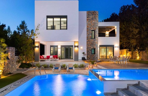 Lardos Villa | Villa Summer Light-A beautiful modern villa just completed in the Summer of 2018