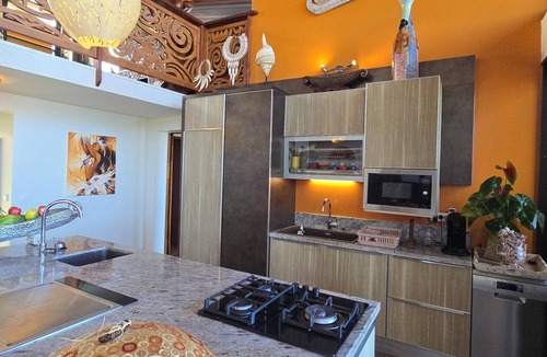Arue Villa | Villa Ta'u Here by Tahiti Homes, incredible architect-designed villa: pool and view