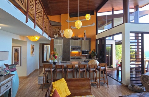 Arue Villa | Villa Ta'u Here by Tahiti Homes, incredible architect-designed villa: pool and view