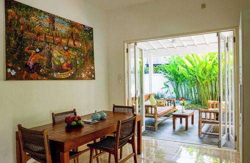 Legian Villa | Villa The White House Seminyak