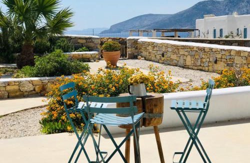 Koufonisia Apartment | VILLA THEIA - SELENE , appartement de charme pour 4 à 6 personnes prés de la plage et du village de Koufonissi
