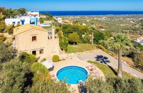 Agia Triada Villa | Villa Top Hill - Three Bedroom Villa, Sleeps 6