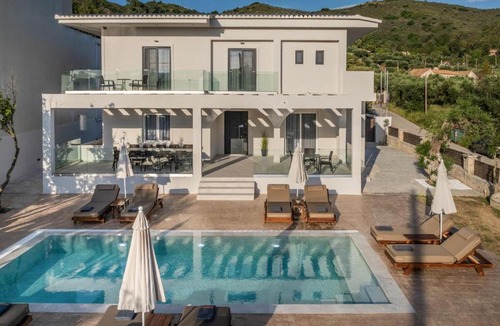 Kalamaki Villa | Villa V - Infinity Holiday Villas, For Large Groups With Private Pool, by ZanteWize