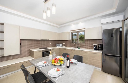 Planos Villa | Villa Vatia 1 - Two Bedroom Villa, Sleeps 6