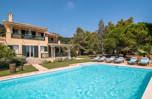 Vasilikos Villa | Villa Verdi Your Family Oasis!