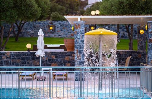 Koutouloufari Apartment | Villa Vicky