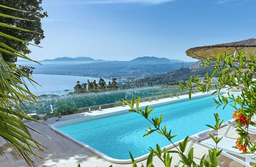 Linoperamata Villa | Villa Vollard | 5 Bedrooms with Private Pool Jacuzzi and Panoramic Sea View