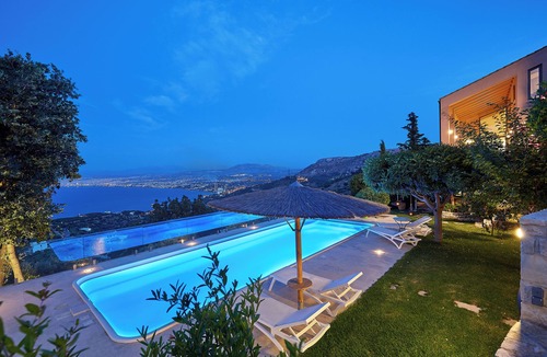 Linoperamata Villa | Villa Vollard | 5 Bedrooms with Private Pool Jacuzzi and Panoramic Sea View