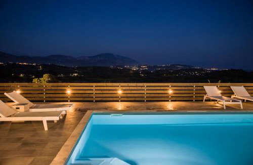 Mantzavinata Villa | Villa Voltera