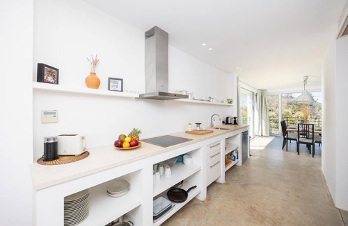 Petaleia Villa | Villa Voukithro - Four Bedroom Villa, Sleeps 8