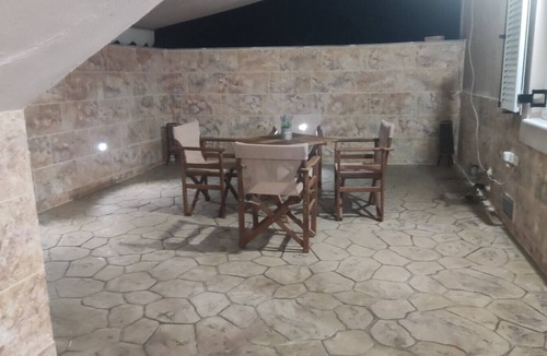 Kilada Apartment | Villa Vrontaki – Peaceful Estate with Olive Grove in Doroufi