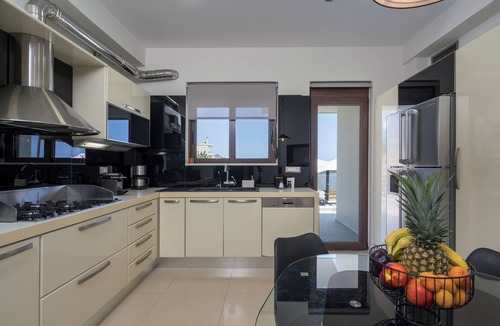 Galatas Villa | Villa Wisdom