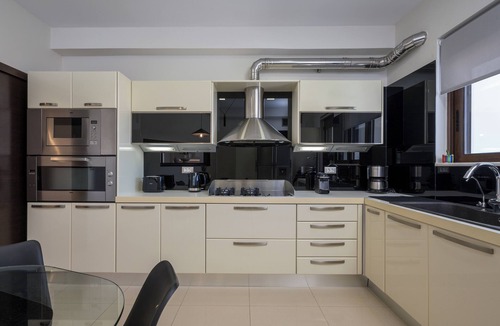 Galatas Villa | Villa Wisdom