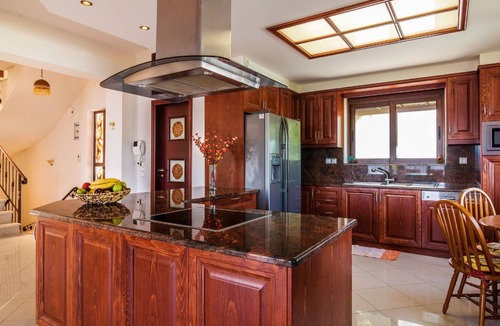 Katochori Villa | Villa with a great view to Souda and Akrotiri