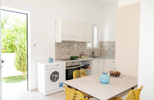 Nea Chora Villa | Villa with pool and privete garden at the beach