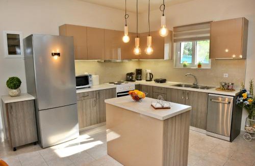Kalithies Villa | Villa with private pool Zambakas