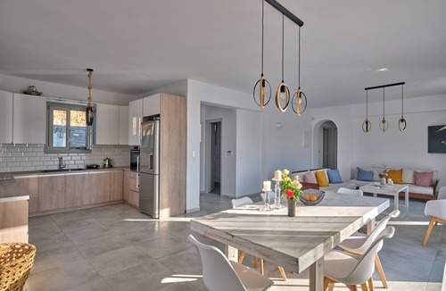 Lefkes Villa | VILLA WITH PRIVATE POOL IN PAROS WITH THREE BEDROOMS AND THREE BATHROOMS