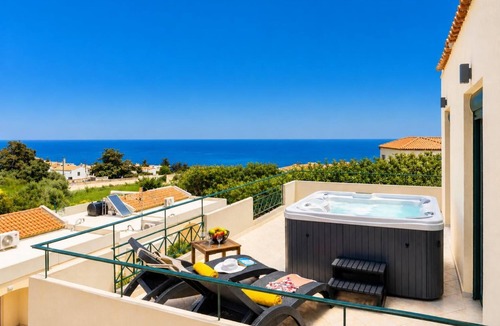 Kefalas Villa | Villa Yvonne - Three Bedroom Villa, Sleeps 6