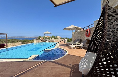 Kokkinon Khorion Villa | Villa Zara