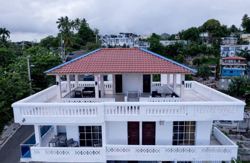 Barrio La Fortaleza Vieja Apartment | Villas Hillside apt 1