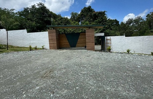 Imbert Villa | VILLAS LAS INDIGENASnSpacious 6-bedroom Villa with Private Pool and WiFi