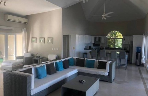 Urbanizacion Tavarez Villa | VillaTracey! 3BR/3BA Luxury Sosua OcnView Pool Jacuzzi Pool Table Walk to Town