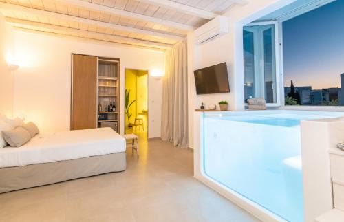 Tinos Town House | Vincenzo Family Rooms