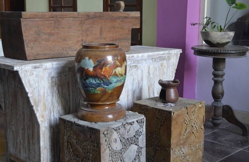 Tanjungbenoa House | Vintage House with 3 BR - 10 Min to Sanur Beach