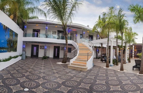 Villas Ana Maria Villa | VIP Vacation Rentals offer Villa Glamour with 14 BR at center of Sosua with pool