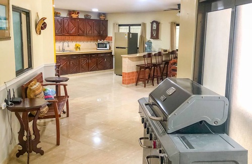 Bani Villa | VIP - "Villa Infinito"Bani's Beachside Mansion!