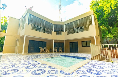 Bani Villa | VIP - "Villa Infinito"Bani's Beachside Mansion!